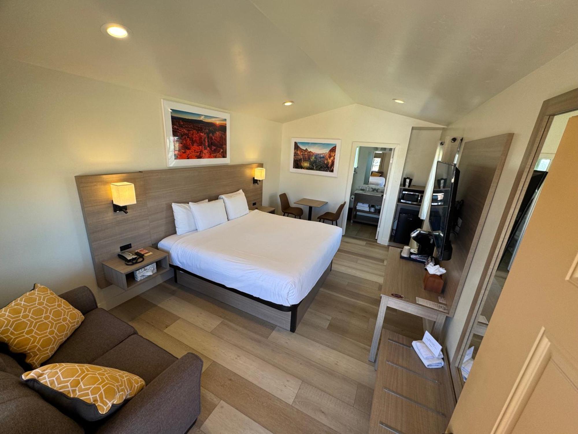 Mountain Ridge Cabins & Lodging Between Bryce And Zion National Park Хатч Экстерьер фото