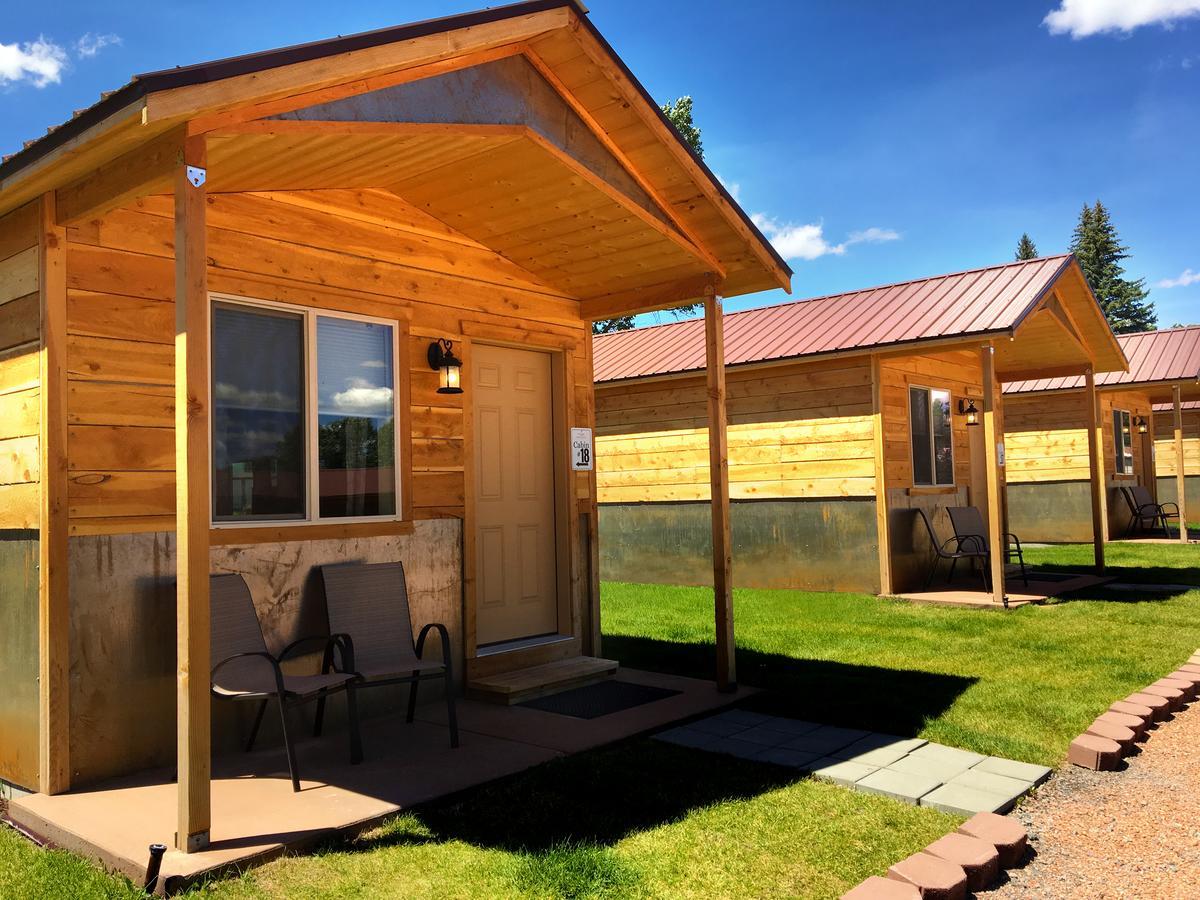 Mountain Ridge Cabins & Lodging Between Bryce And Zion National Park Хатч Экстерьер фото